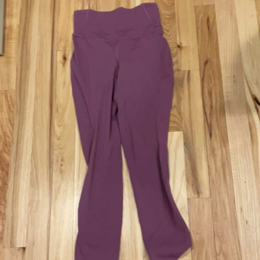Purple lululemon leggings